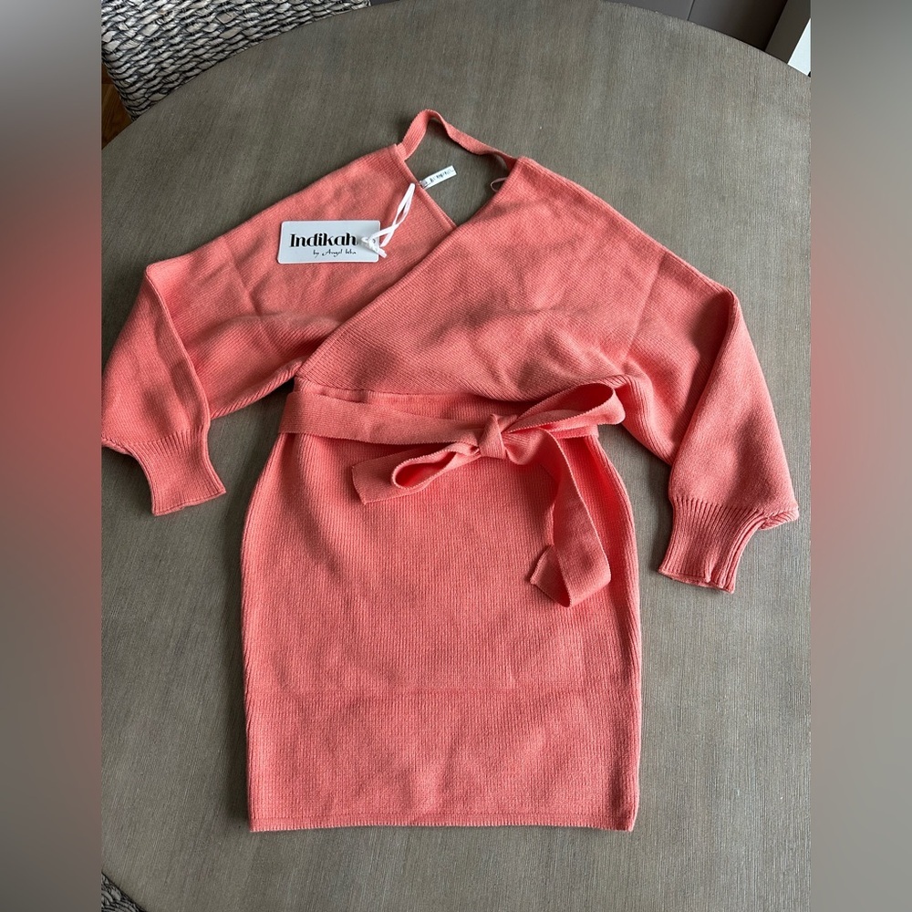 Coral Wrap Knit Sweater Dress with Tie Waist large nwt